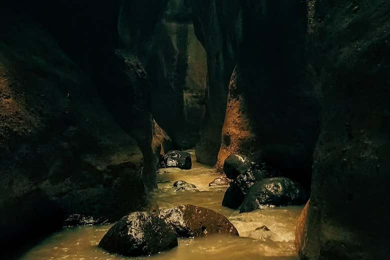 Riachuelo en el Callejón del Diablo