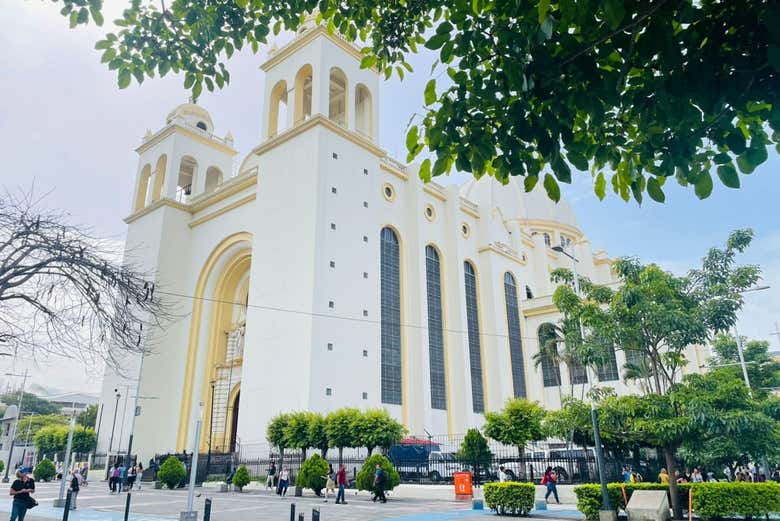 See the top sites in San Salvador