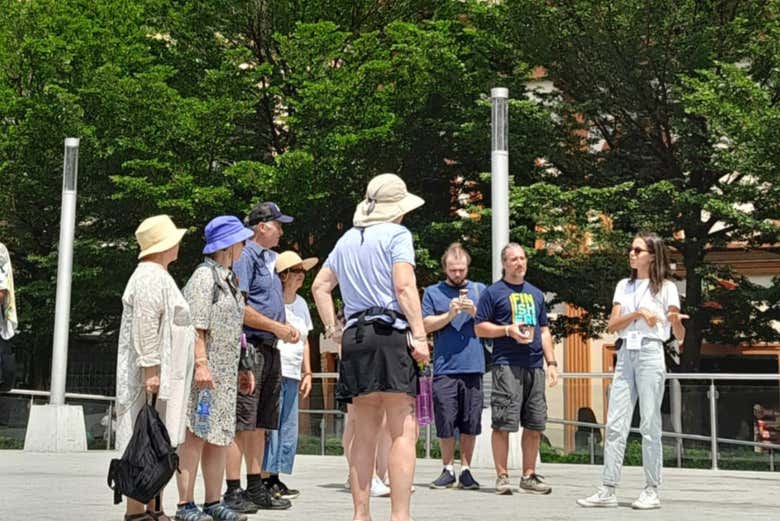 See San Salvador from a different perspective