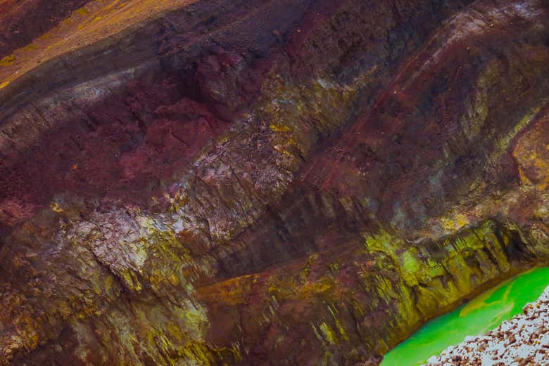 Geología sorprendente del volcán Santa Ana