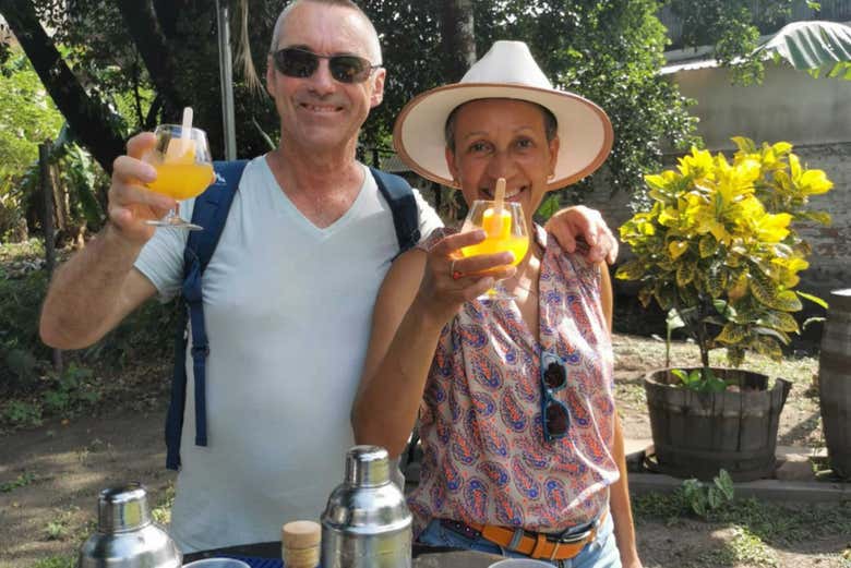 Un brindisi alla distilleria di Cihuatán