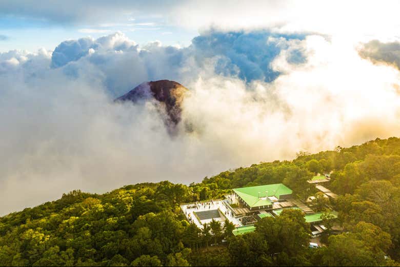 Vista al volcán desde el mirador de Cerro Verde