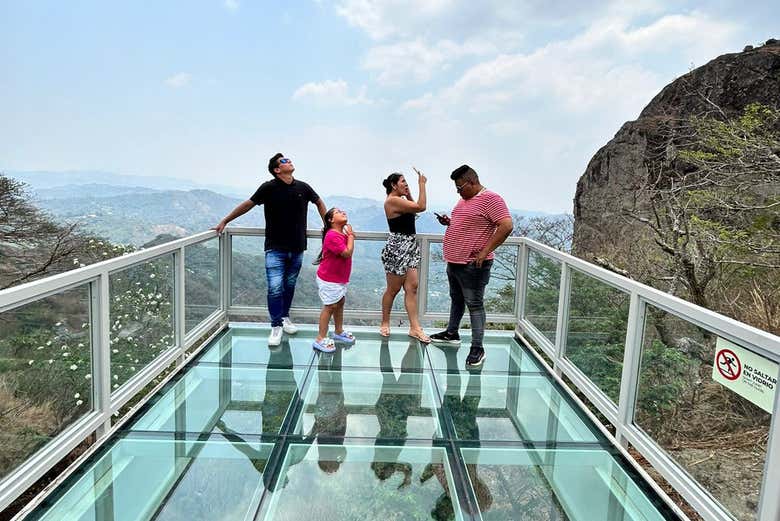 Enjoy the lovely views of El Salvador!