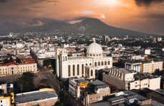 Playa El Tunco, Parque Nacional El Boquerón y San Salvador