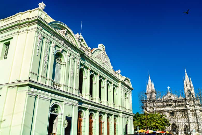Learn about the history of the Teatro Nacional de Santa Ana