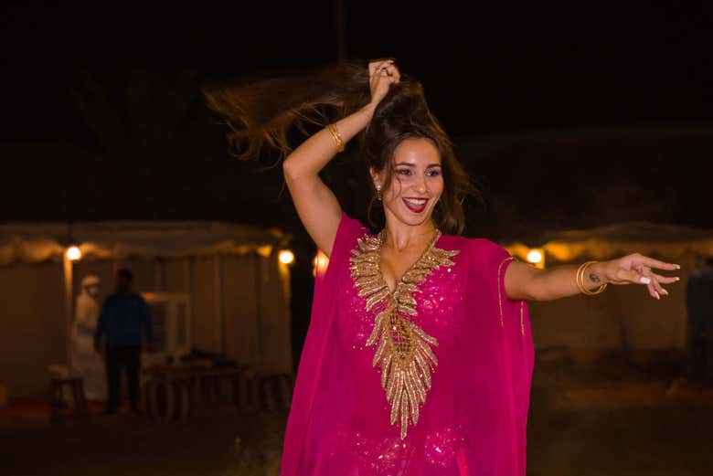 Espectáculo de danza nashaat