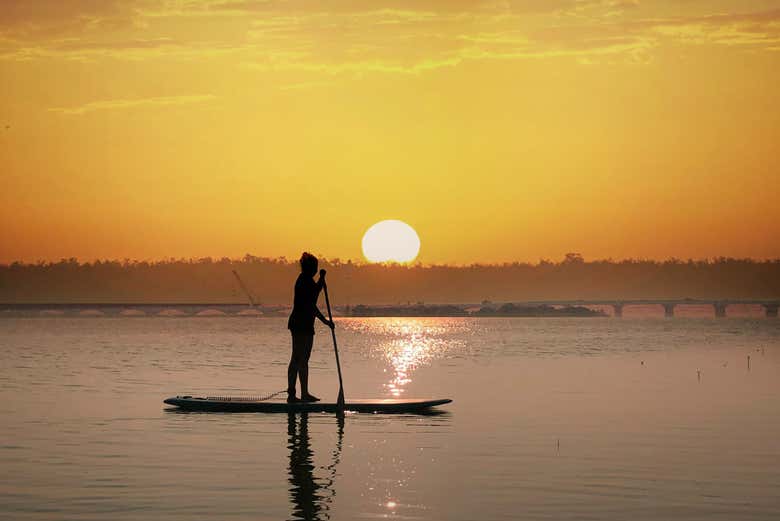Disfrutando del paddle surf