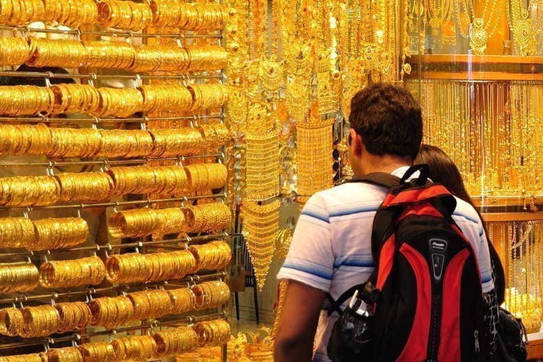 Promenade dans le Souk d'Or