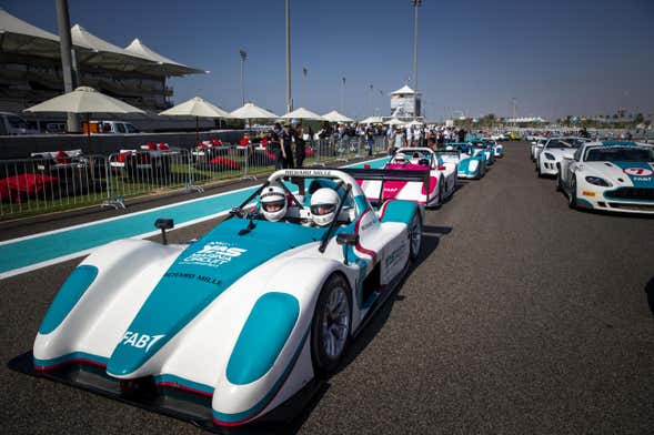 Paseo en Radical SST por Yas Marina