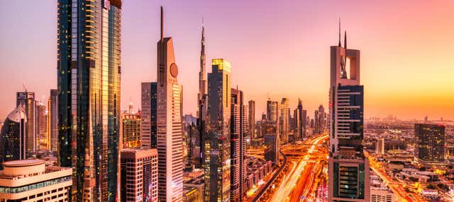 Entrada al Burj Khalifa al amanecer