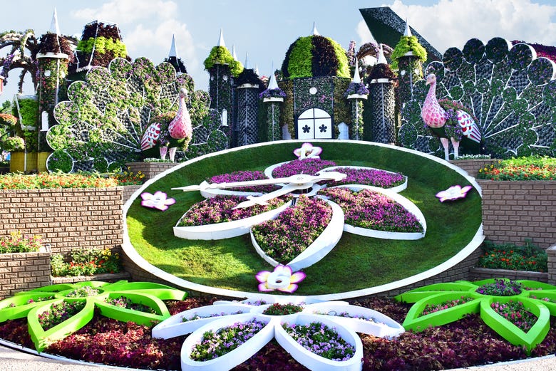 Esculturas florais do Jardim do MIlagre