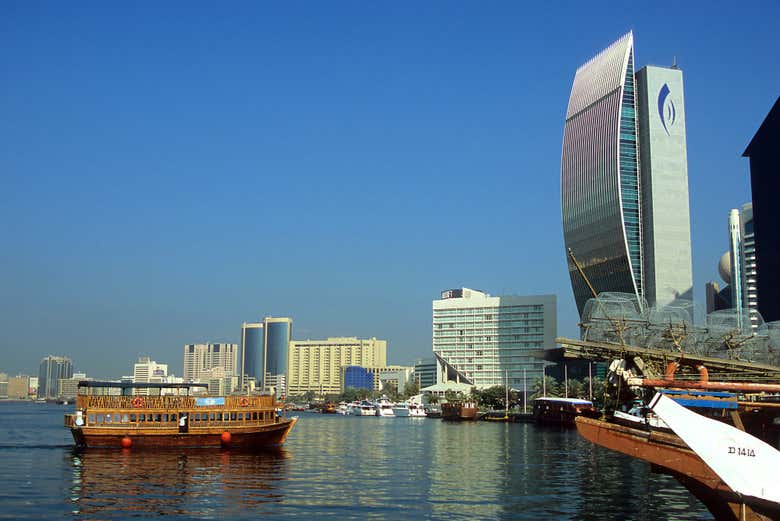 Alla scoperta di Dubai in dhow