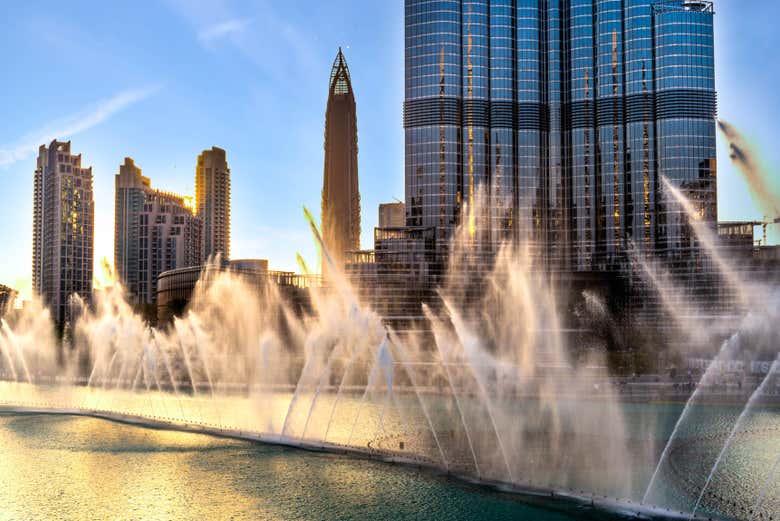 Espectáculo desde la pasarela de la Fuente de Dubái