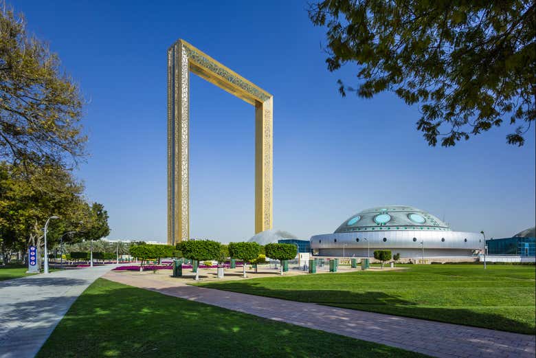 El Dubai Frame está situado en el Zabeel Park