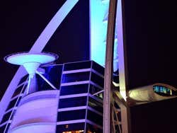 Burj Al Arab iluminado, detalhe