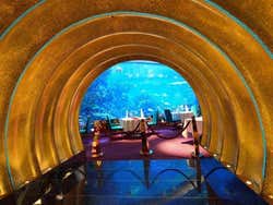 Burj Al Arab, entrada do restaurante Al Mahara