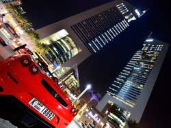 Carro de aluguel em Dubai