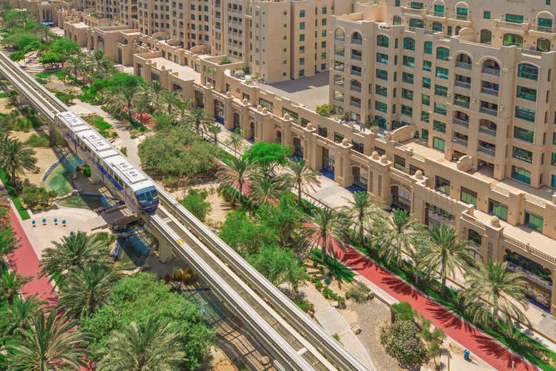 Durante il tragitto in monorotaia Palm Jumeirah