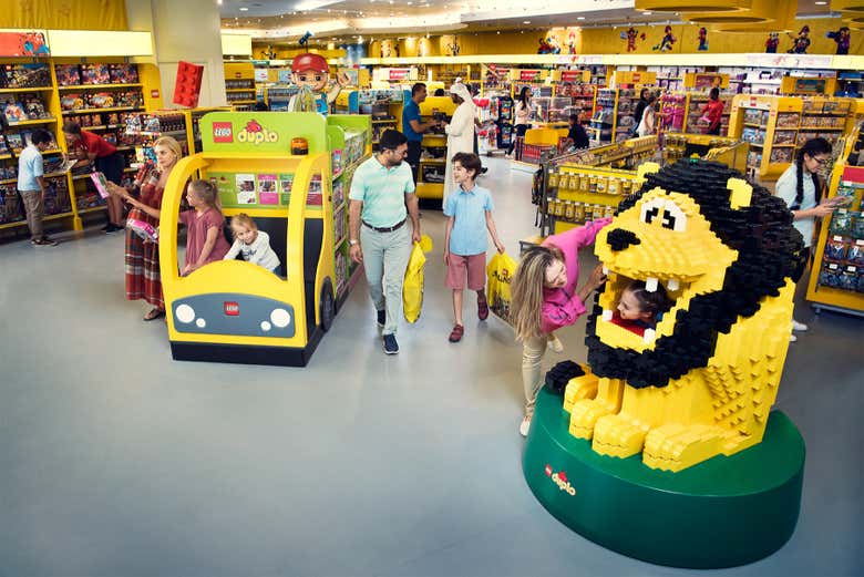 Visitando la tienda de Legoland Dubai