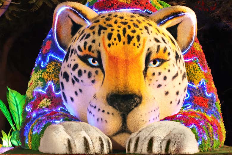 Un tigre de Dubai Garden Glow