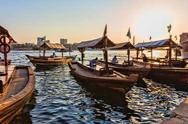 Passeio de barco por Dubai