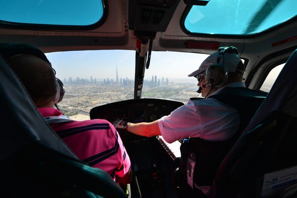 Passeio de helicóptero por Dubai