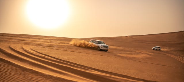 Safari de lujo y noche en el desierto