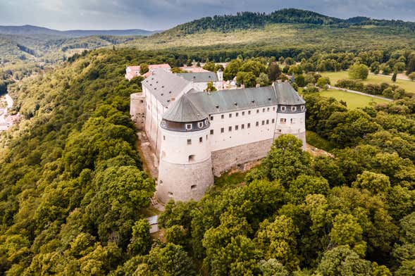 Route des vins et château Červený Kameň
