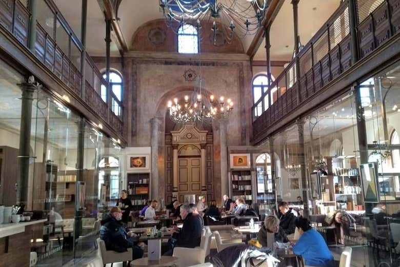 Una cafetería en Trnava