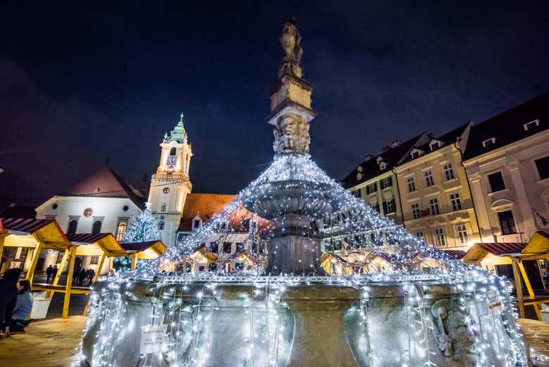 Admirando las luces de Navidad de Bratislava