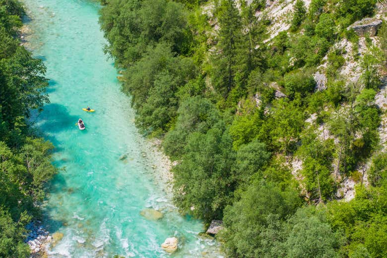 Le acque turchesi del fiume Isonzo