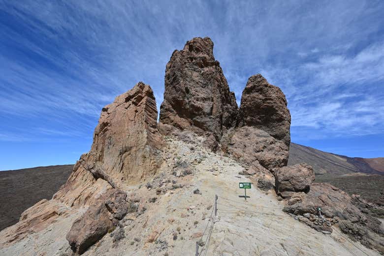 Contemplando as Cañadas del Teide