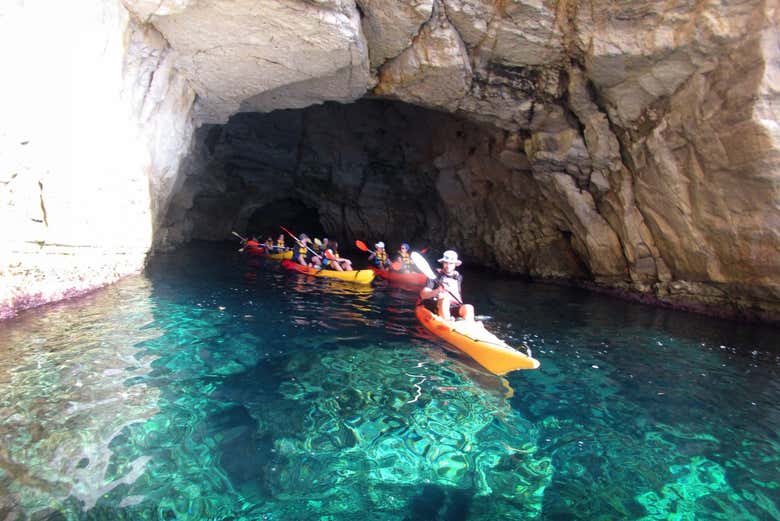 Traversez la grotte