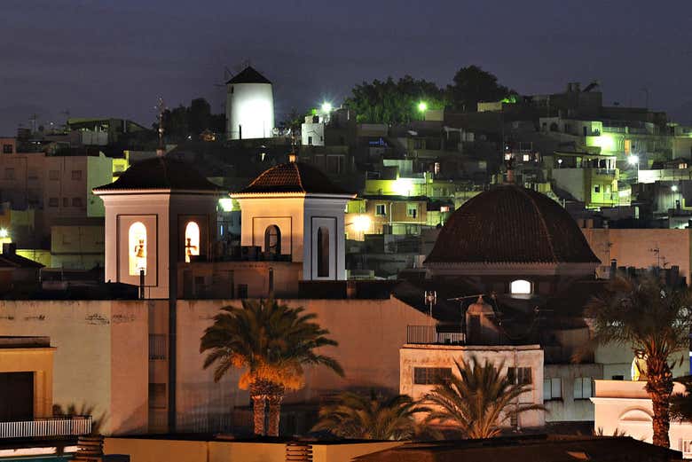 Anochecer en la localidad murciana de Águilas