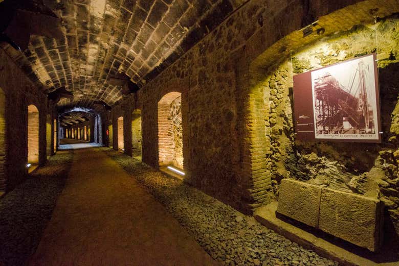 Museu do Túnel de Descarregamento do Cais de El Hornillo