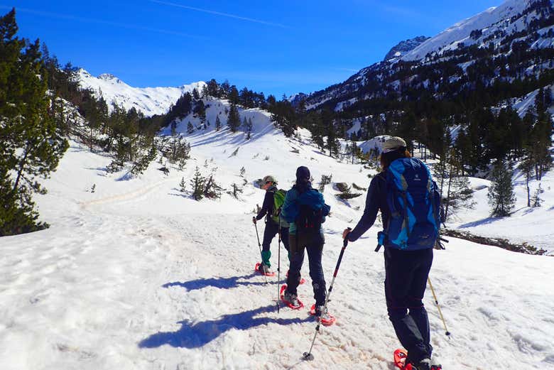Atravesando Ordesa y Monte Perdido con raquetas de nieve