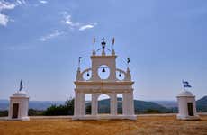 Tour pela Peña de Arias Montano e grutas de Alájar