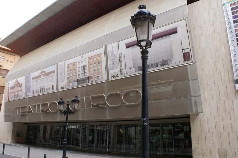 Entrada del Teatro Circo de Albacete