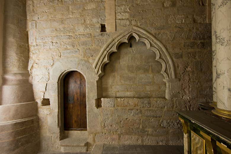 Descobriremos os segredos da Catedral del Salvador