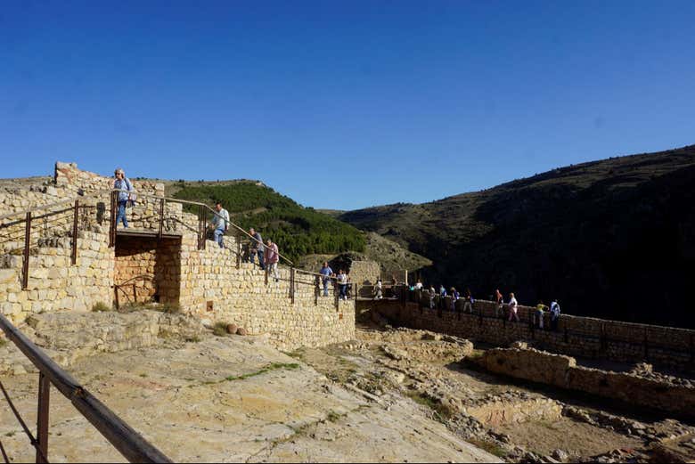 Uma visita guiada pelo Castelo de Albarracín, é imperdível!