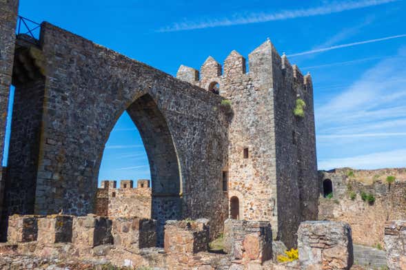 Visite guidée du château de Luna et de la Villa Adentro
