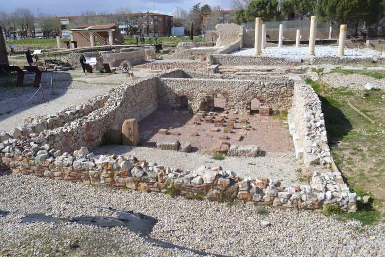 Contemplando il sito archeologico