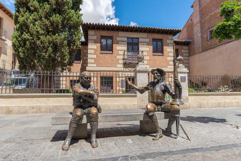 Estátua de Cervantes