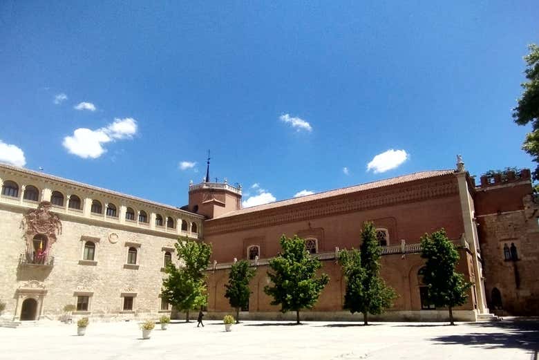 Palácio arcebispal de Alcalá de Henares