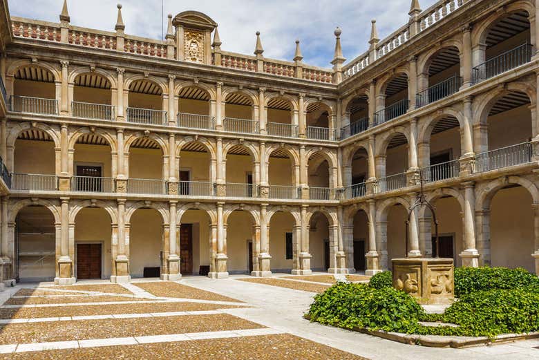 Cour de l'université d'Alcalá de Henares