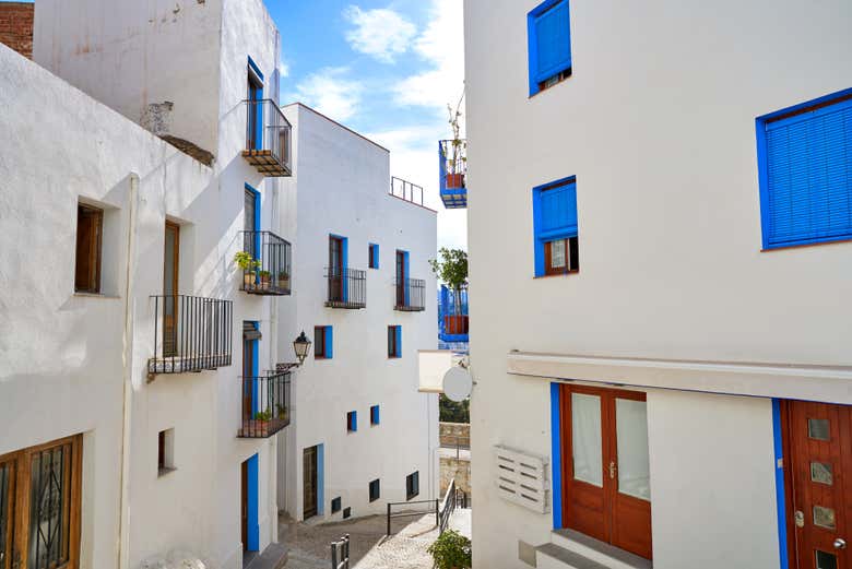 Immerse yourself in the Mediterranean vibes of Peñíscola