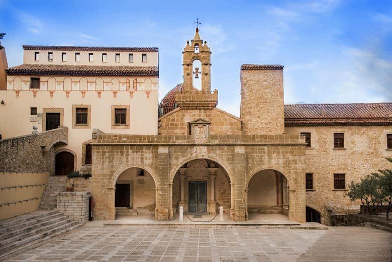Admire the Royal Sanctuary Virgen Fuente de la Salud