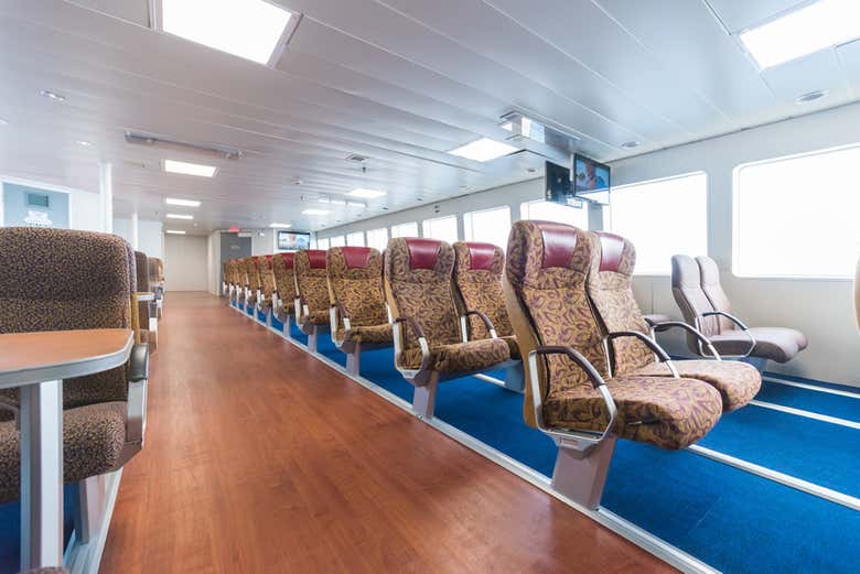 Ferry a Menorca
