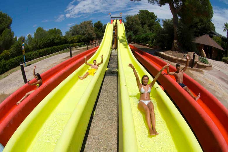 O Aqualand abriga um grande conjunto de tobogãs