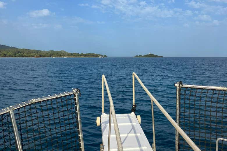 Fazendo fronteira com o litoral de Alcudia